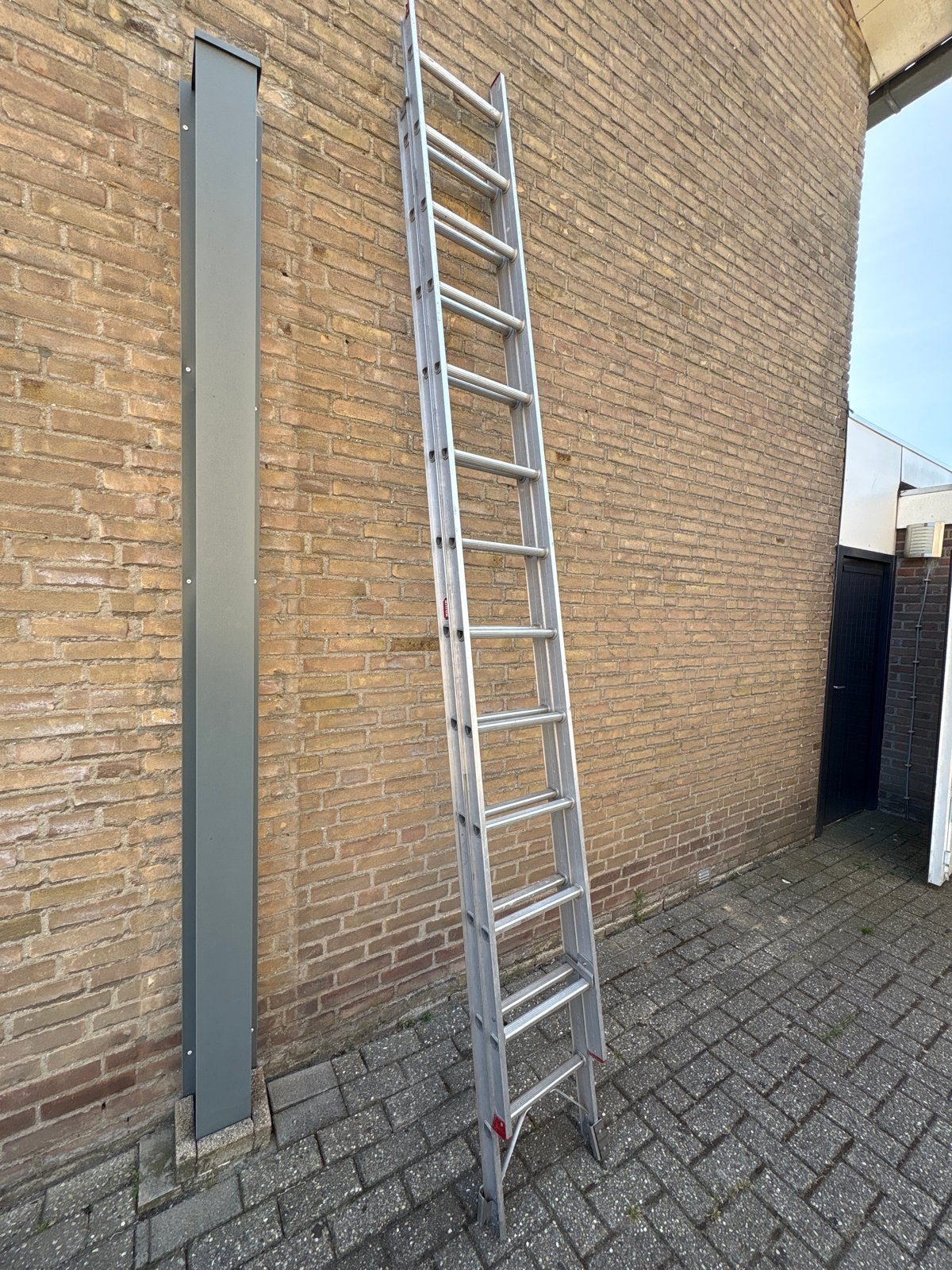 Uitschuifbare ladder, Doe-het-zelf en Verbouw, Ladders en Trappen, Ophalen, Gebruikt, Ladder, Opvouwbaar of Inschuifbaar