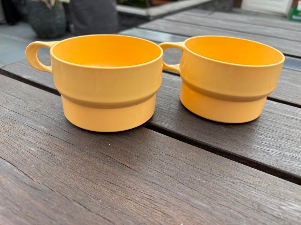 2 vintage gele soepkommen mepal campingservies, Ophalen of Verzenden, Zo goed als nieuw