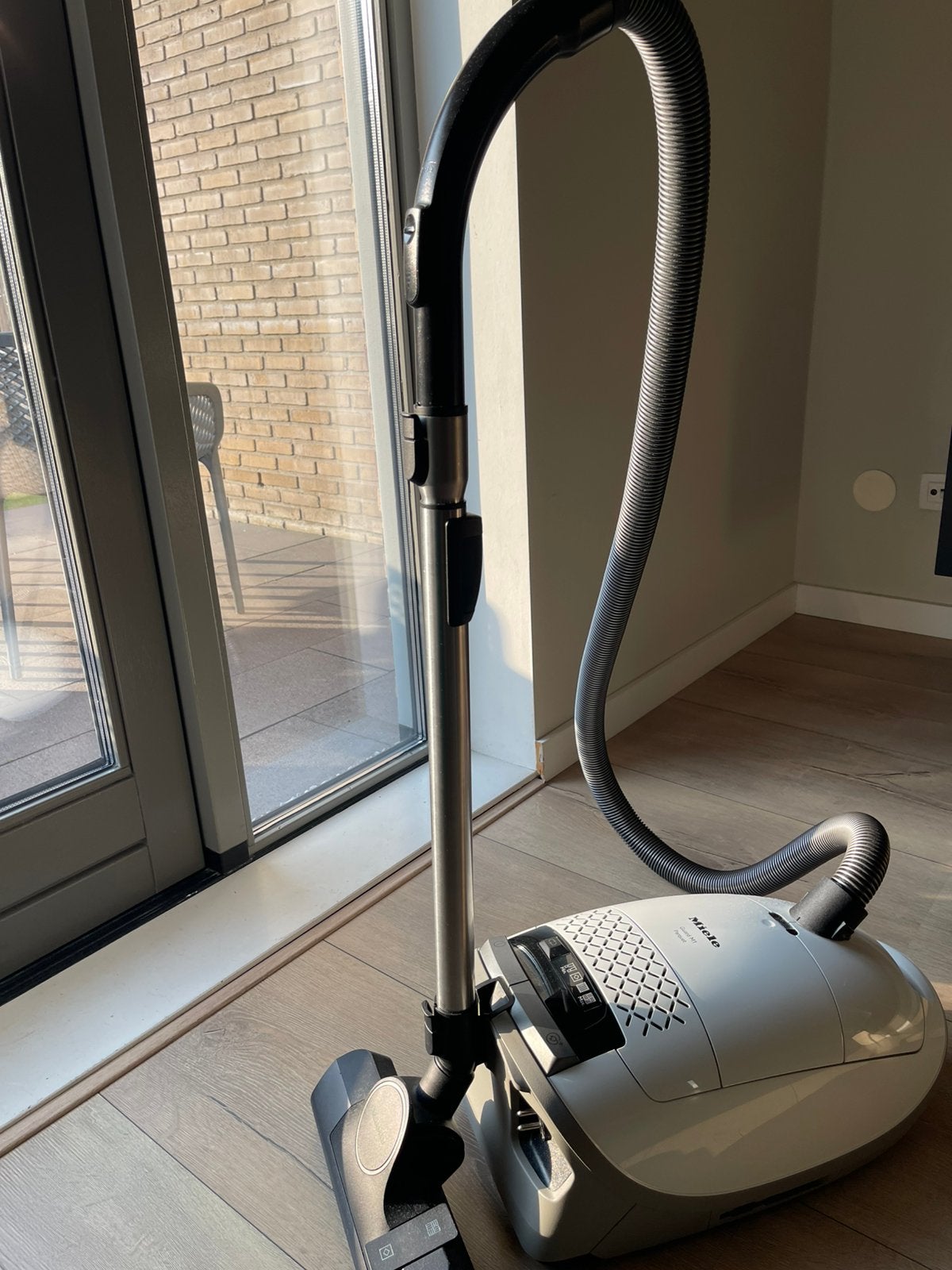 Miele Guard M1 parquet ZGAN, Witgoed en Apparatuur, Ophalen, Zo goed als nieuw