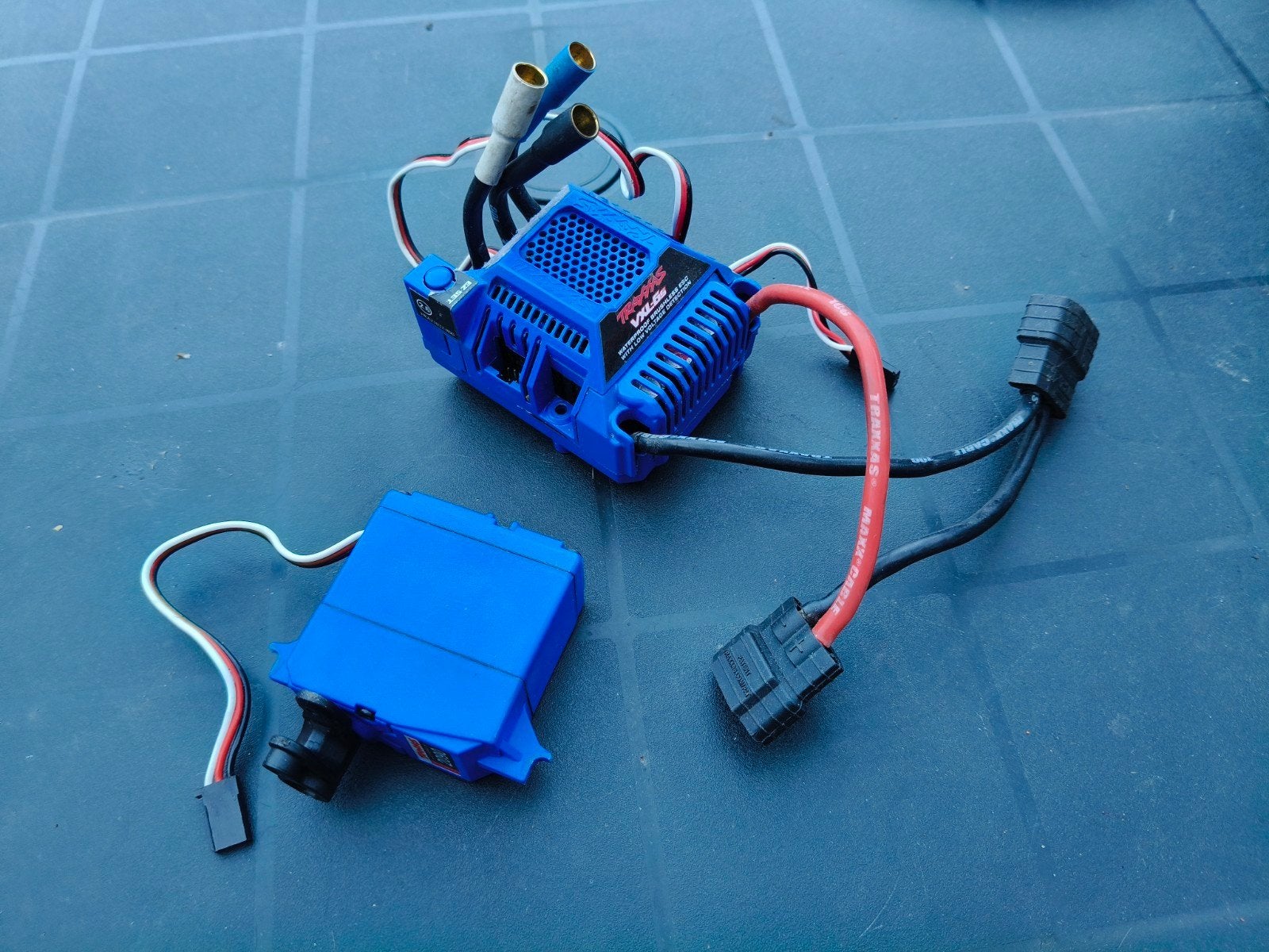 Traxxas regelaar en stuurmotor (Maxx Slash), Ophalen of Verzenden, Auto offroad