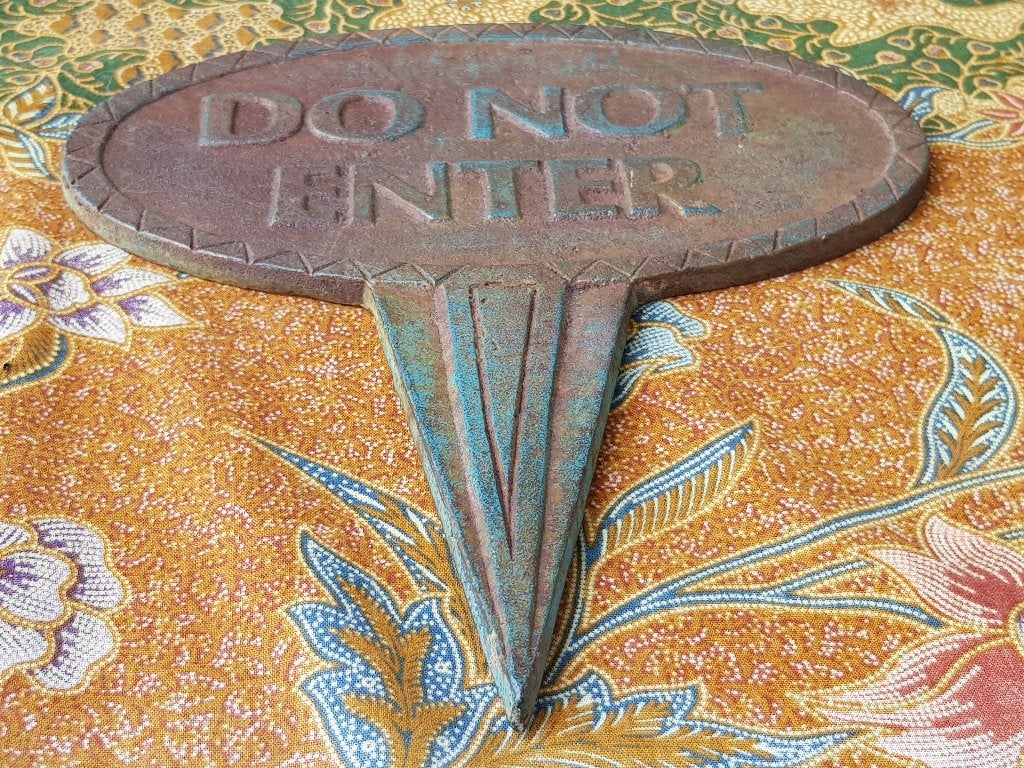 Do not enter mooi antiek bord uit Engeland van ijzer 23,2 cm, Ophalen of Verzenden