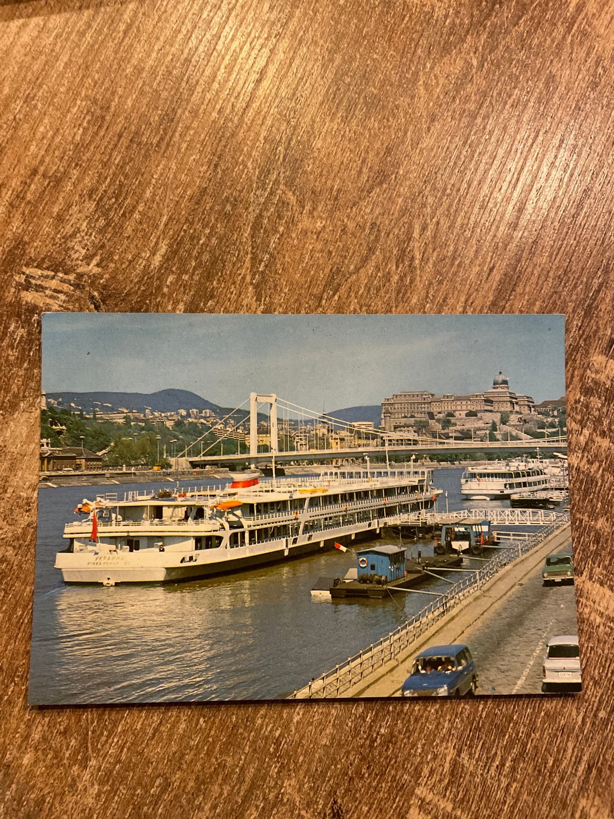 Vintage Ansichtkaart Boedapest - Donau met schepen en brug, Ophalen of Verzenden, 1960 tot 1980, Ongelopen, Overig Europa