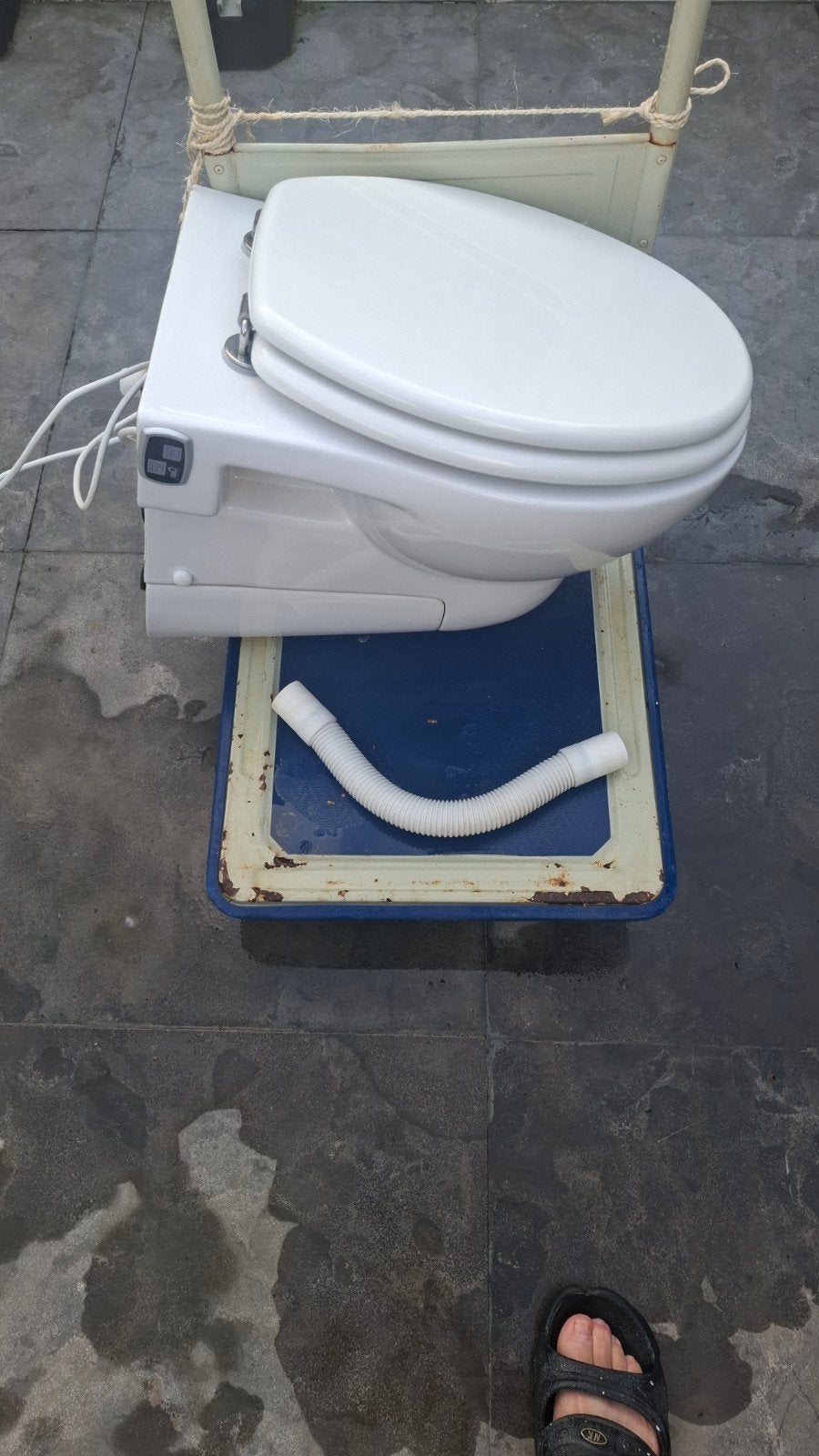 Sanibroyeur toilet met vermaler - Compact en efficiënt, Ophalen