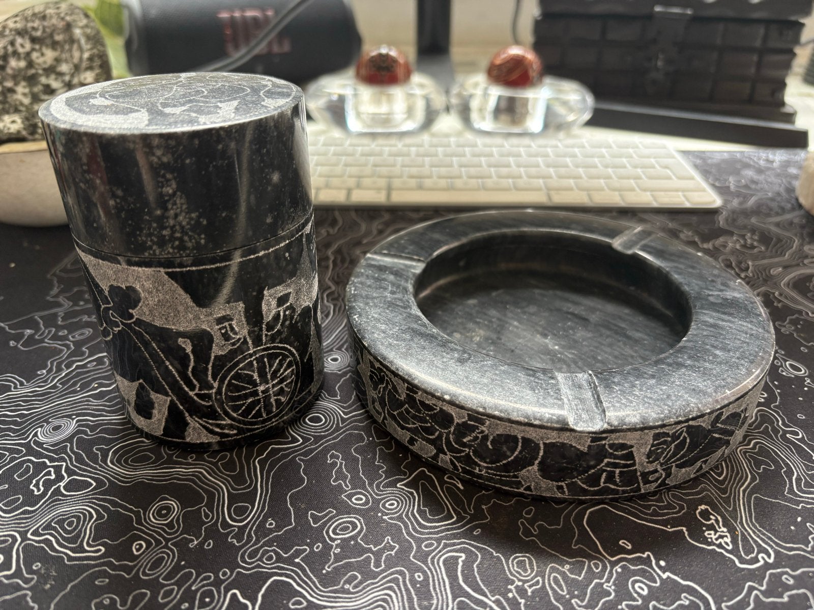 Vintage Marmeren Asbak & Sigarettenhouder Trojaans Paard, Ophalen, Gebruikt, Asbak