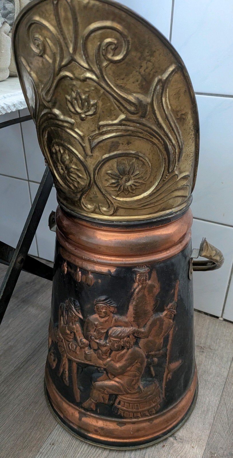 Antieke koperen kolenemmer met bronzen deksel, Antiek en Kunst, Ophalen of Verzenden, Koper