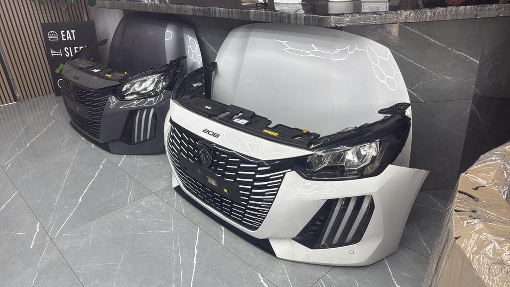 Leverbaar Voorkop Front Peugeot 208 2008 FACELIFT 2022-2026, Auto-onderdelen, Carrosserie en Plaatwerk, Ophalen, Links, Peugeot