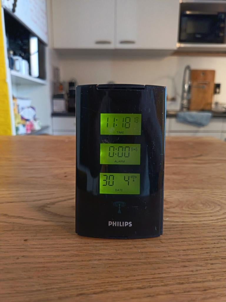 Philips digitale wekker met alarm en datumweergave, Ophalen of Verzenden