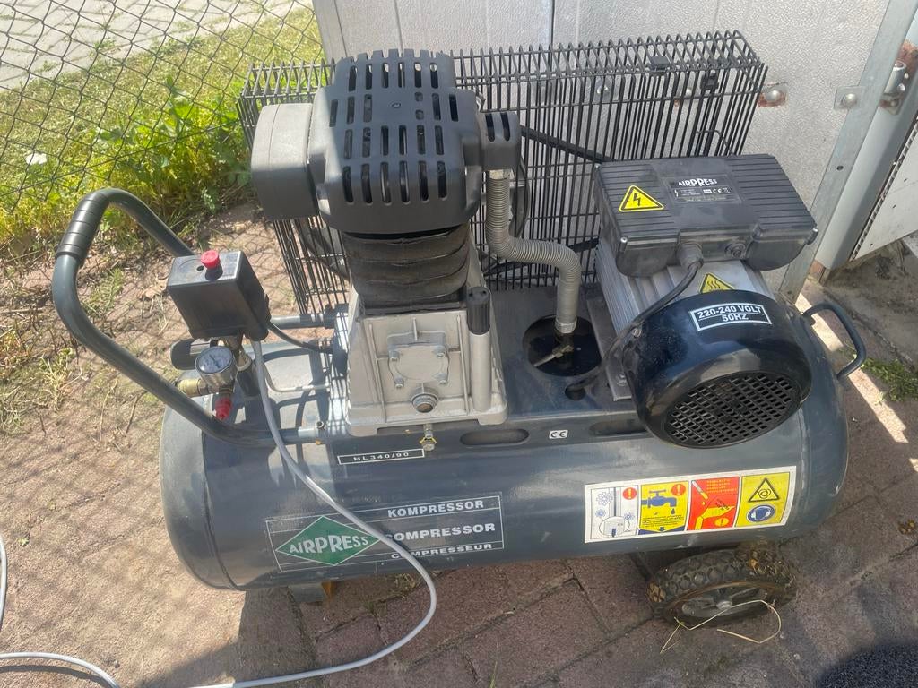 Airpress HL340-90 Compressor - 90L tank, 230V, Ophalen, Gebruikt, 10 bar of meer, 25 tot 100 liter