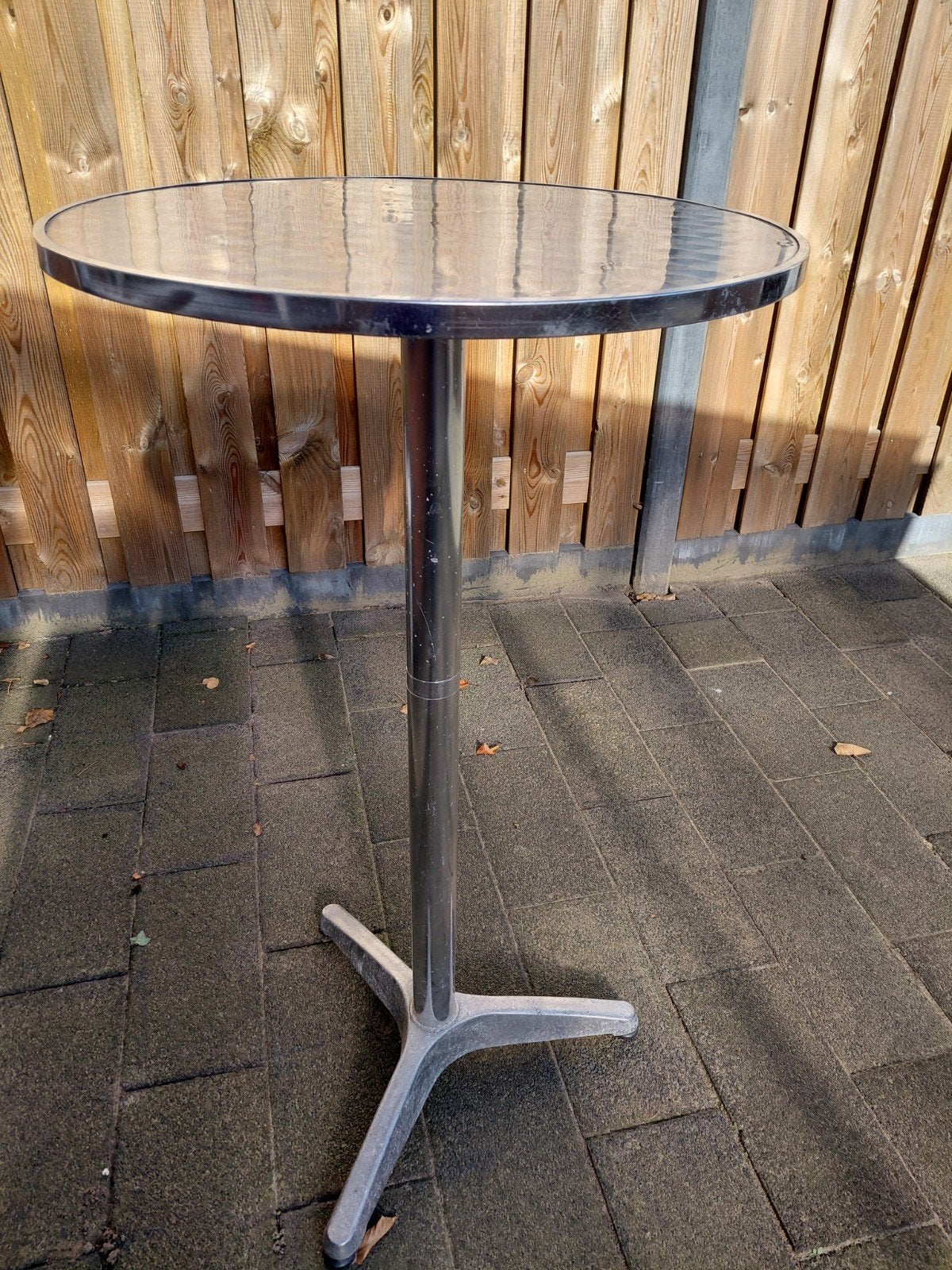 Degelijke opklapbare statafel, Ophalen, Gebruikt