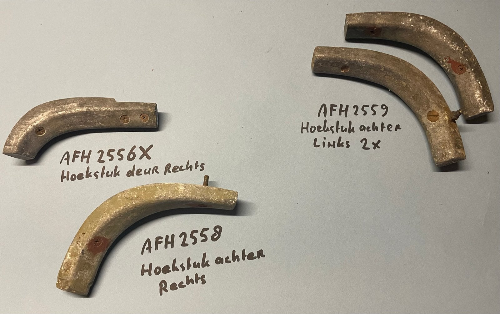 Hoekstukken voor MGA AFH 2556X, 2558, 2559 (Gebruikt), Ophalen of Verzenden, Gebruikt, MG