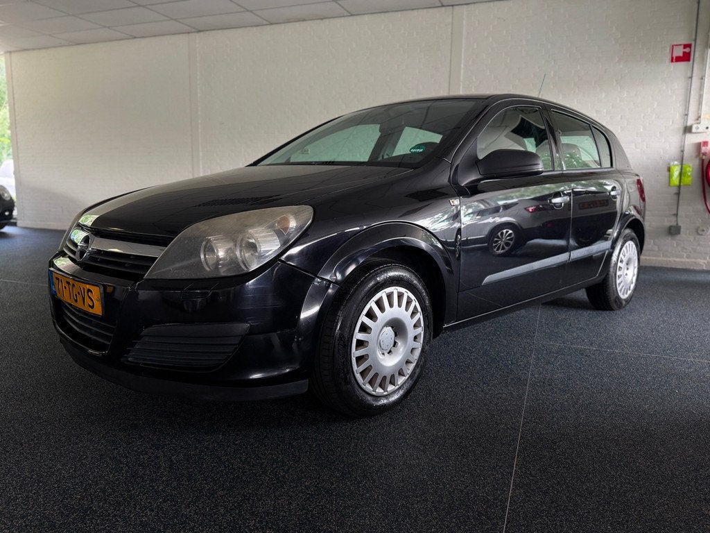 Opel Astra 1.6 Essentia | Airco | Nieuw APK | Rijd goed, Voorwielaandrijving, 15 km/l, Gebruikt, 4 cilinders