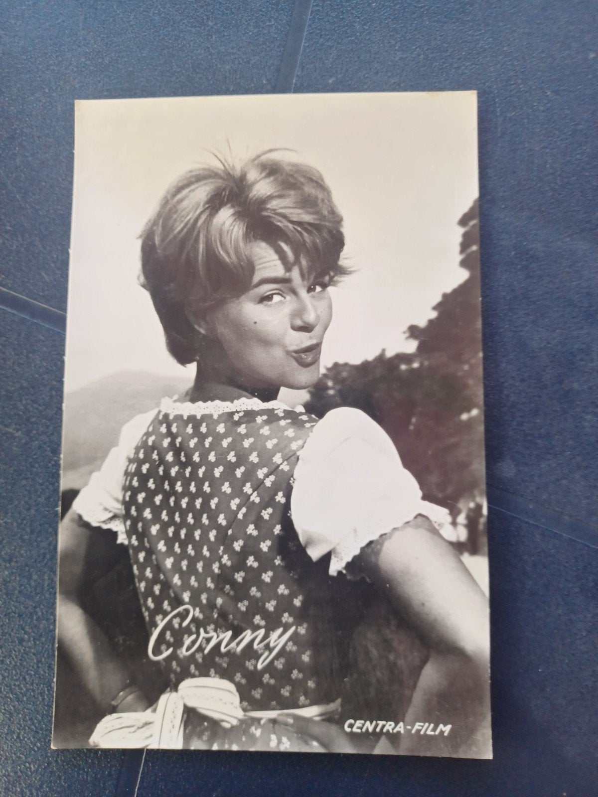 Conny (5), Ophalen of Verzenden, 1960 tot 1980, Ongelopen, Sterren en Beroemdheden