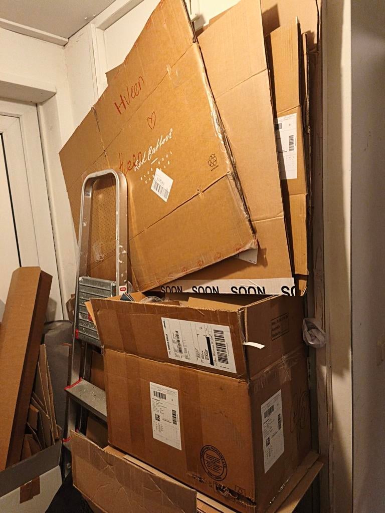 Gratis dozen afhalen in Ureterp, Ophalen, Minder dan 40 cm, Doos, Minder dan 35 cm