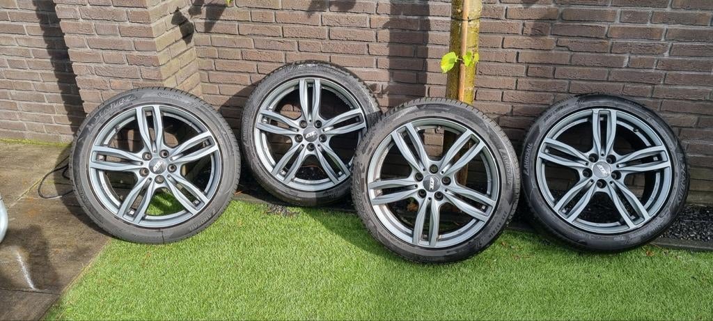 lichtmetalen velg 18inch, Ophalen, 18 inch, Zomerbanden, 225 mm