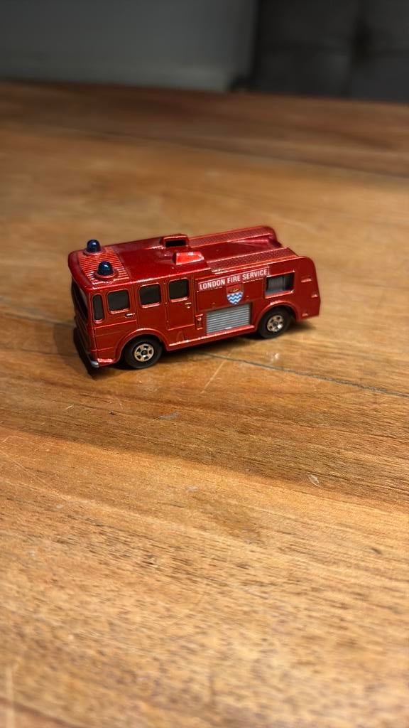 Lesney Matchbox no 35 merryweather fire engine superfast, Ophalen of Verzenden, Zo goed als nieuw, Bus of Vrachtwagen