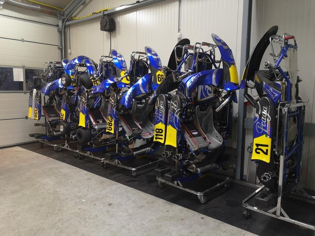 Alles op kart gebied. , van puffo tot kz., Sport en Fitness, Karting, Ophalen of Verzenden, Zo goed als nieuw, Kart