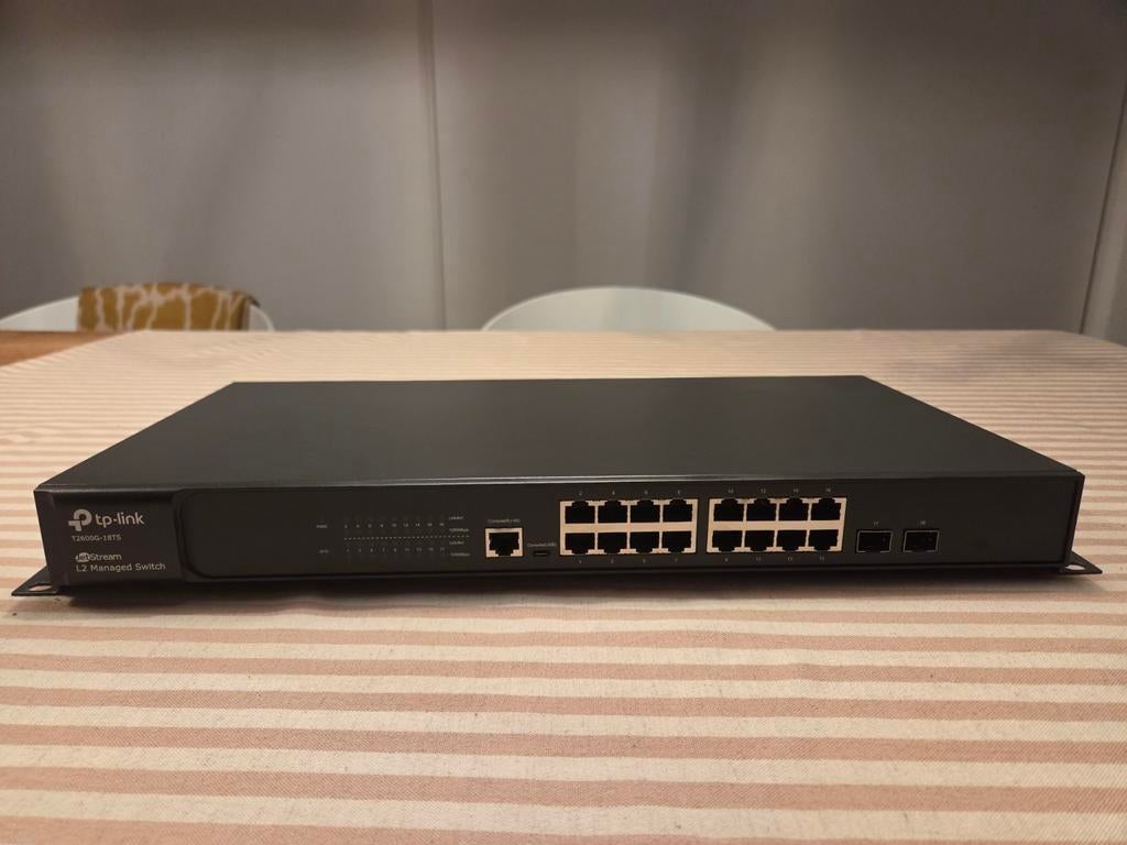 TP-Link 16-poorts switch - JetStream L2 Managed Switch, Ophalen of Verzenden, Gebruikt