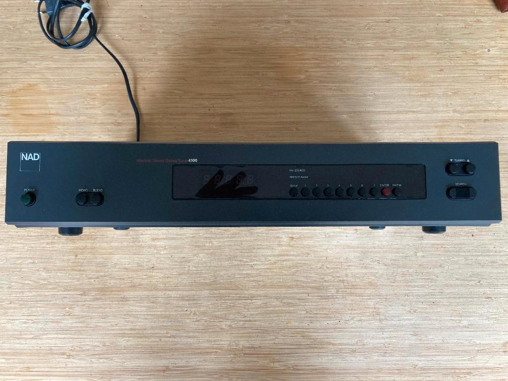 Tuner NAD 4100 serie, Audio, Tv en Foto, Tuners, Ophalen of Verzenden, Gebruikt