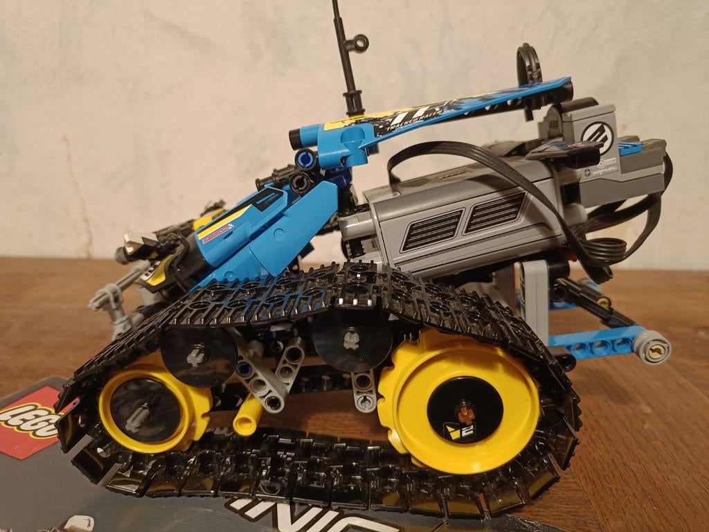 LEGO Technic 42095 Afstandsbediening Stunt Racer, Ophalen of Verzenden, Zo goed als nieuw, Complete set, Lego