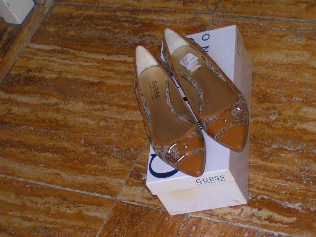 GUESS by MARCIANO schoenen,Mt 38 als nieuw, Kleding | Dames, Schoenen, Tweedehands, Guess, Bruin, Tweedehands