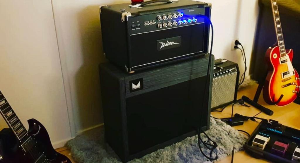 Diezel Schmidt Class-A 30W + hardcase + Morgan 1x12 cab, Muziek en Instrumenten, Ophalen of Verzenden, Zo goed als nieuw, Minder dan 500 watt