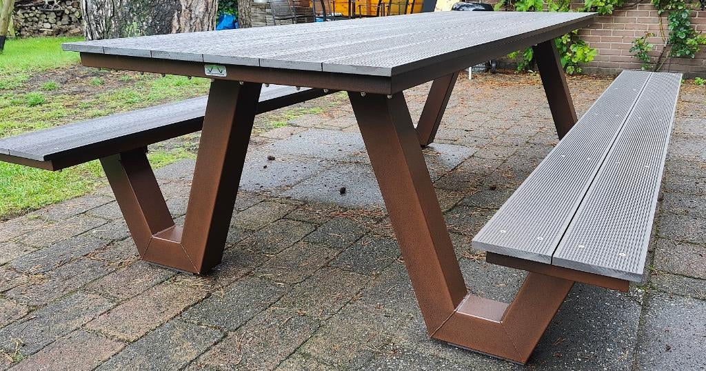picknicktafel duurzaam onderhoudsarm van staal en composiet, Tuin en Terras, Picknicktafels, Dieselstraat 8, Staal, Nieuw, Ophalen of Verzenden