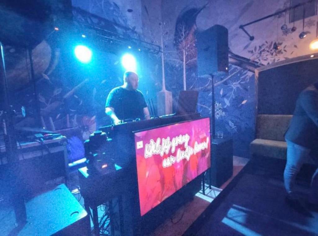 Allround Discoshow voor Bruiloften, feesten, verjaardagen