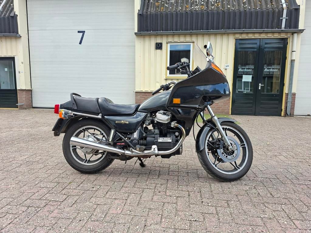 Honda 650 GL silverwing, Motoren, Cardan-aandrijving, 2 cilinders, Meer dan 35 kW, Toermotor