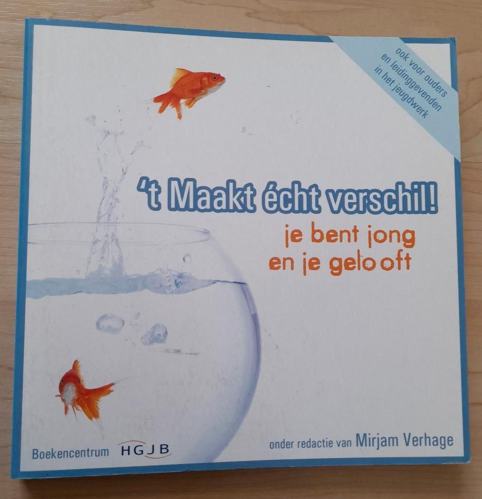 'T MAAKT ECHT VERSCHIL! Mirjam Verhage JE BENT JONG EN JE, Ophalen of Verzenden, Gelezen