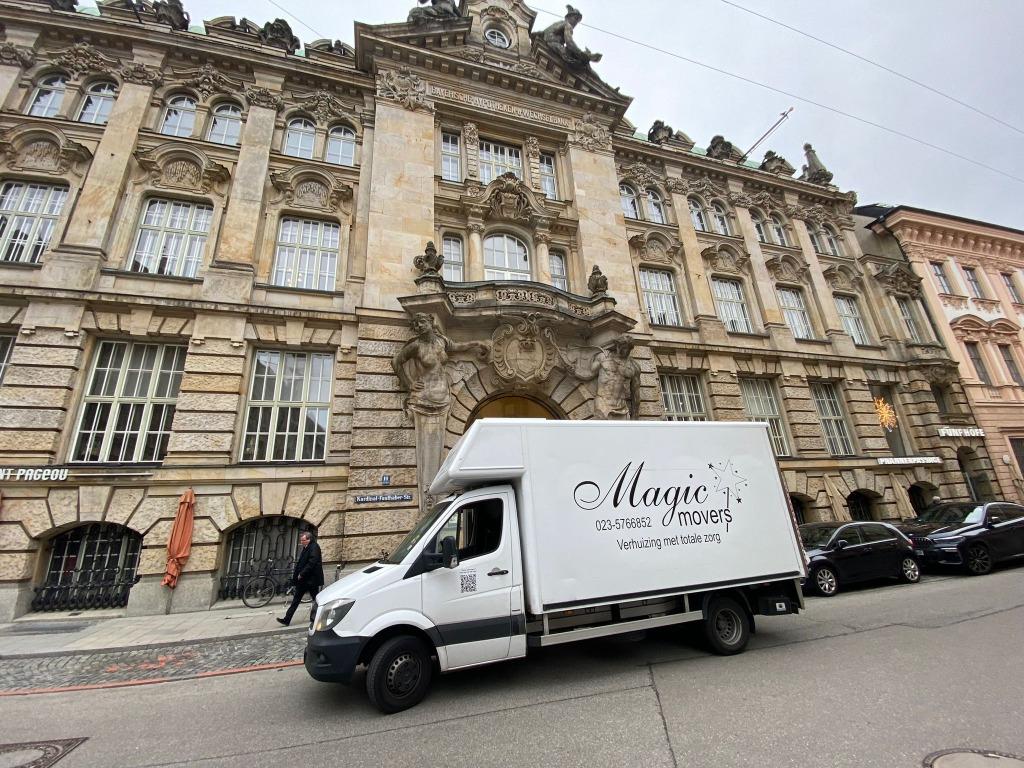 🚚 Snelle hulp bij spoedverhuizingen – Magic Movers, Diensten en Vakmensen, Verhuizers en Opslag, Bedrijfsverhuizingen, Opslag