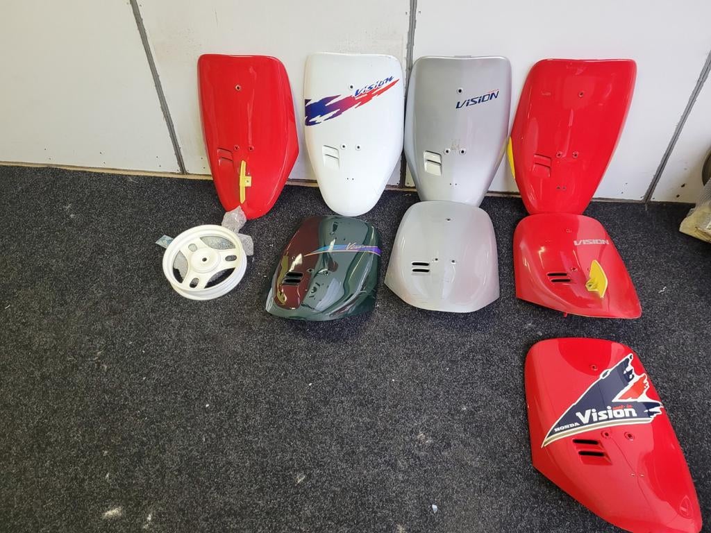 Honda Vision met in voorkap, Honda, Gebruikt, Honda, Ophalen of Verzenden
