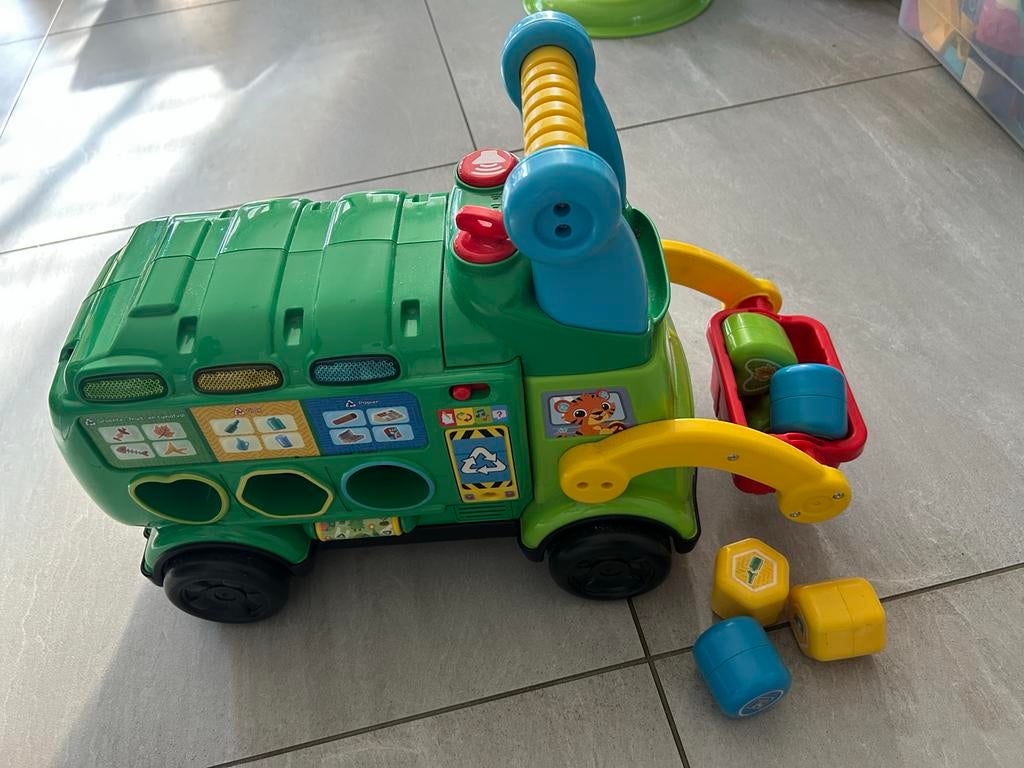 Vtech Sorteer & Leer Recycletruck, Ophalen, Zo goed als nieuw, 6 maanden tot 2 jaar