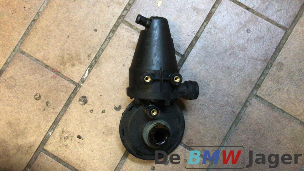 Carterventilatie M52 BMW E36 E38 E39 Z3 11151703484