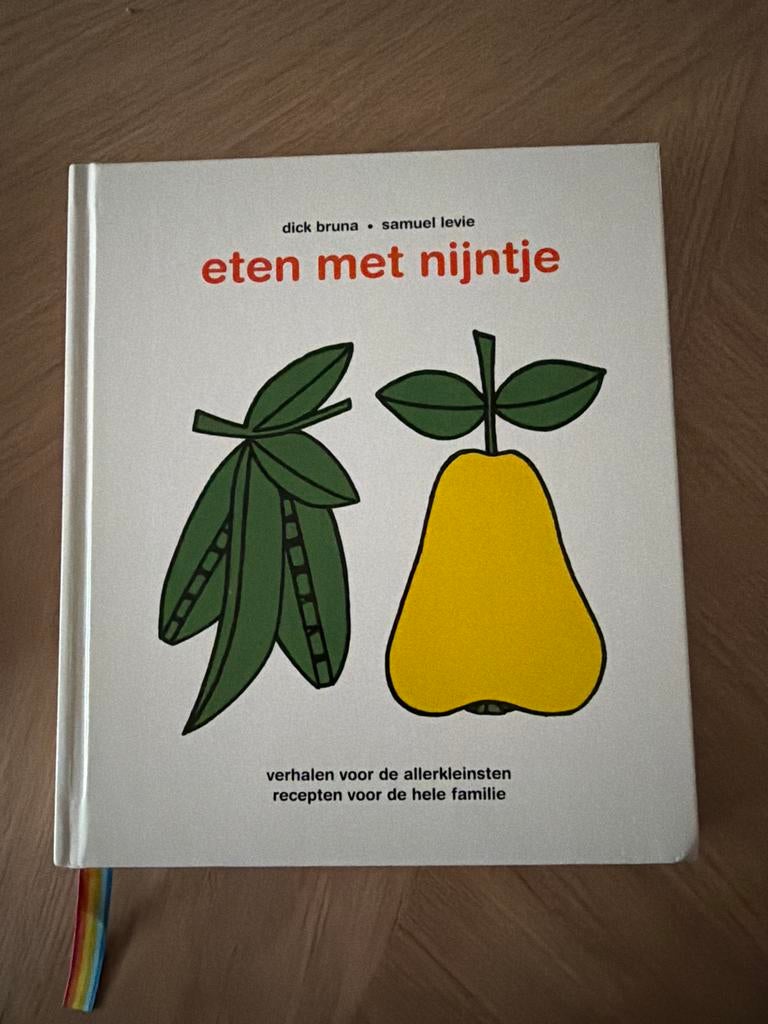 Eten met Nijntje - Dick Bruna kookboek, Hoofdgerechten, Ophalen of Verzenden, Zo goed als nieuw, Gezond koken