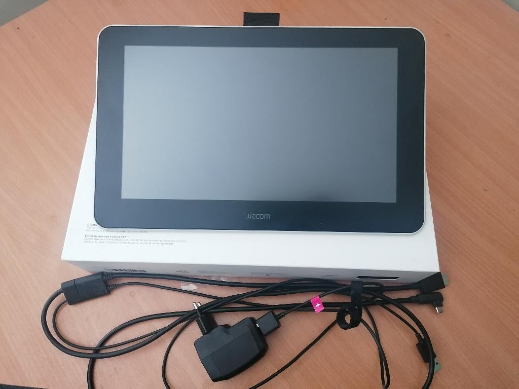 Wacom One Tekentablet/monitor 13 Inch, Computers en Software, Tekentablets, Ophalen, Gebruikt, Bedraad, One by Wacom