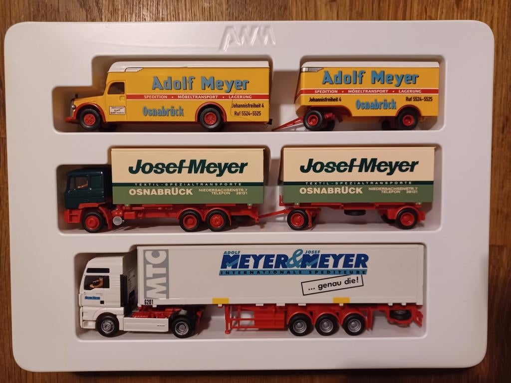 Doos met 3 nieuwe vrachtwagens Meyer, Ophalen, Zo goed als nieuw, Bus of Vrachtwagen
