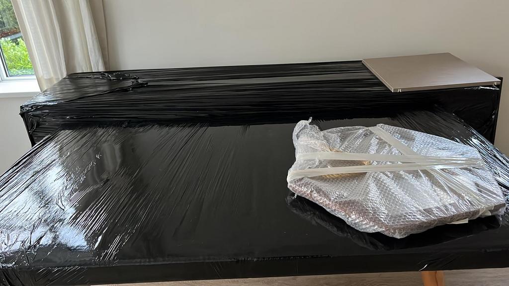 Verhuizen, Verhuisbedrijf, Handyman, Transport, Bakwagen, Inpakservice, Verhuizen binnen Nederland