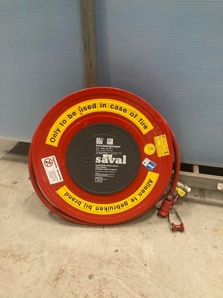 Ajax | brandhaspels | 22meter | gebruikt | met zonder kast, Ophalen, Zo goed als nieuw
