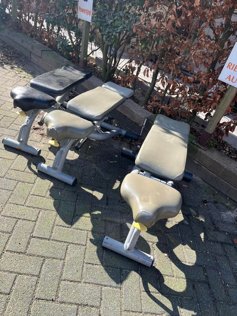 Technogym adjustable bench verstelbare bank ( nog 4 stuks ), Ophalen, Adjustable bench, Fitnessbank, Nog 4 x