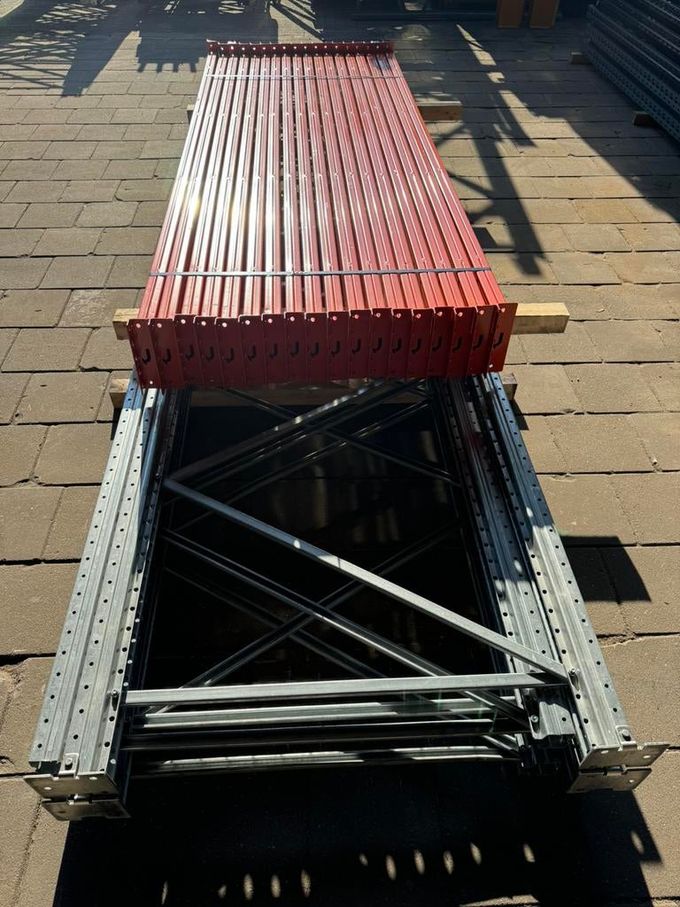 8,5m Palletstelling AR 3000kg / niveau, Ophalen