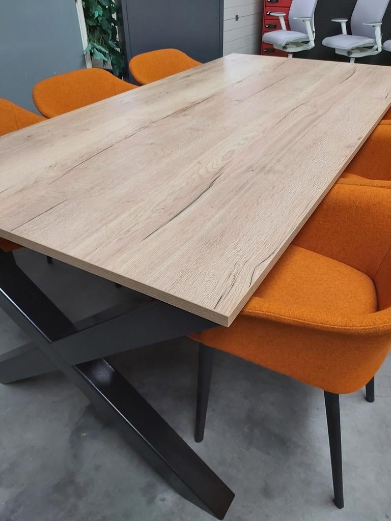 Foto 7 van Tafel met metalen X-Poot showroommodel nu voor €199