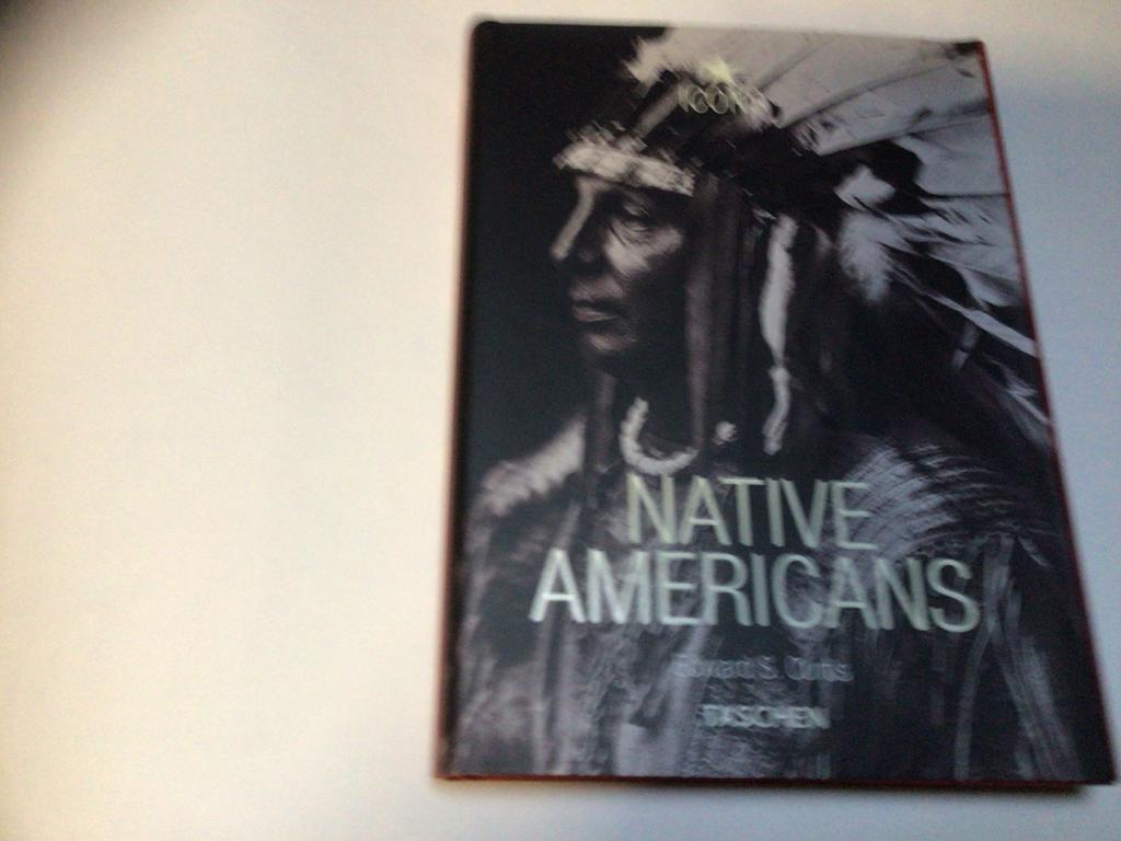 Native Americans - Edward S. Curtis, Taschen, Ophalen of Verzenden, 20e eeuw of later, Zo goed als nieuw
