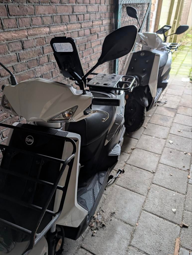 Sym-xpro 2021 bezorg scooter wit, Fietsen en Brommers, Ophalen, Gebruikt, Benzine