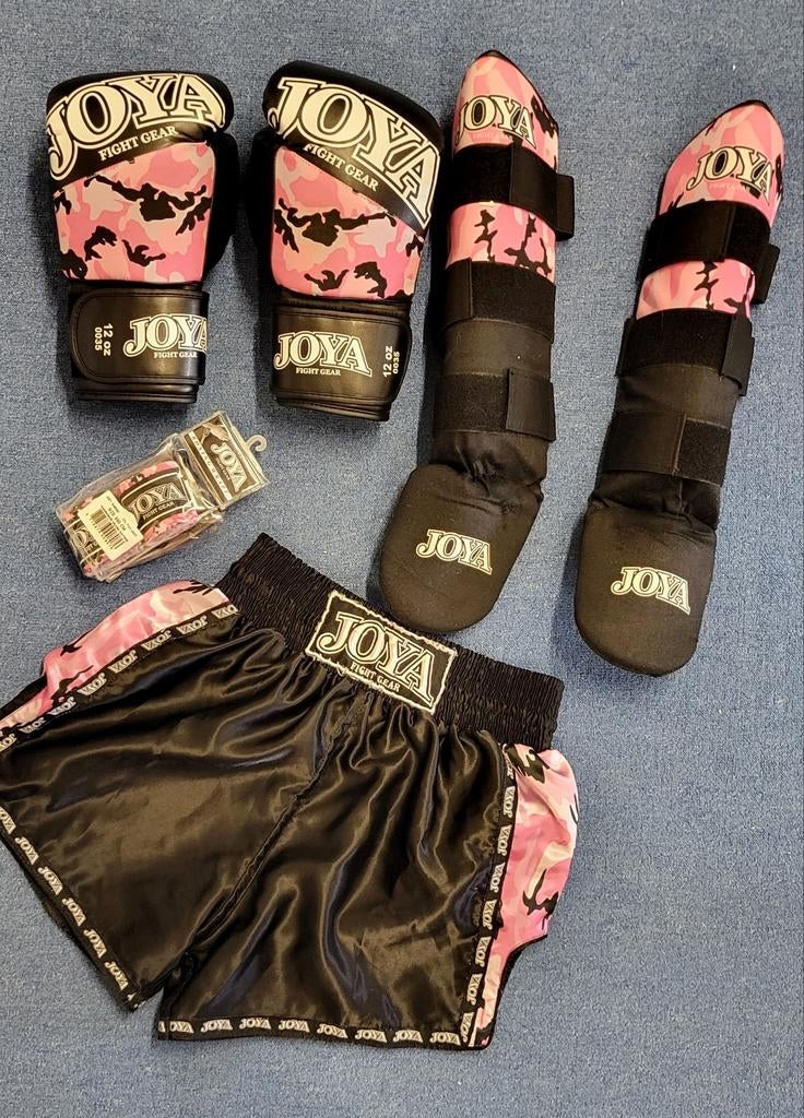 Kinder kickboks kleding, Ophalen, Zo goed als nieuw, Bokshandschoenen