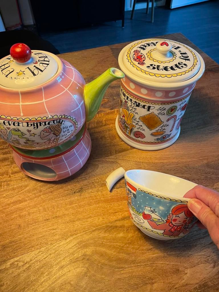 Blond amsterdam theepot warmhouder snoeppot en soepkom, Huis en Inrichting, Keuken | Servies, Gebruikt, Overige typen, Blond Amsterdam