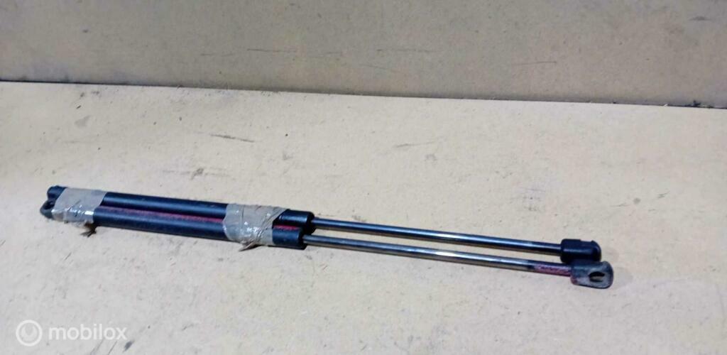 Gasveer achterklep Volkswagen Golf 2, Auto-onderdelen, Ophalen of Verzenden, Gebruikt