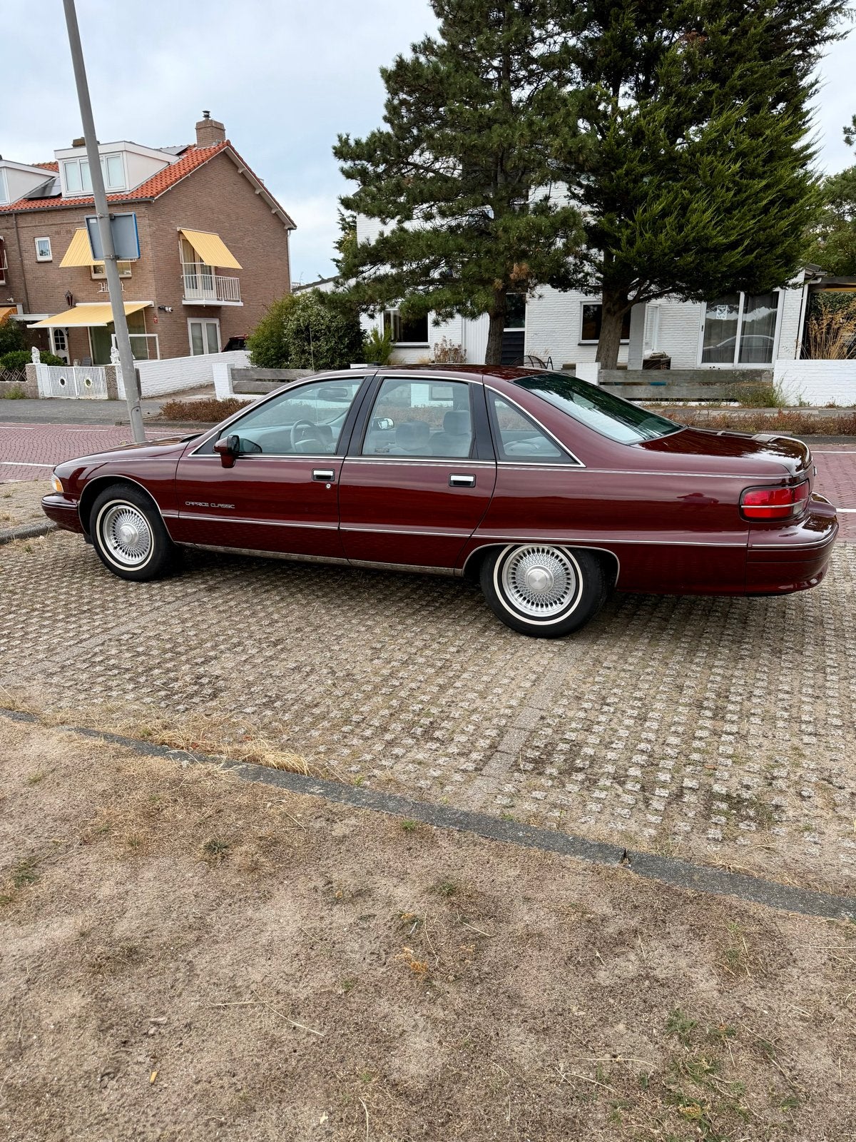 Chevrolet Caprice 5.0 Classic AUT U9 1990 Rood, Automaat, Achterwielaandrijving, 2268 kg, 8 cilinders