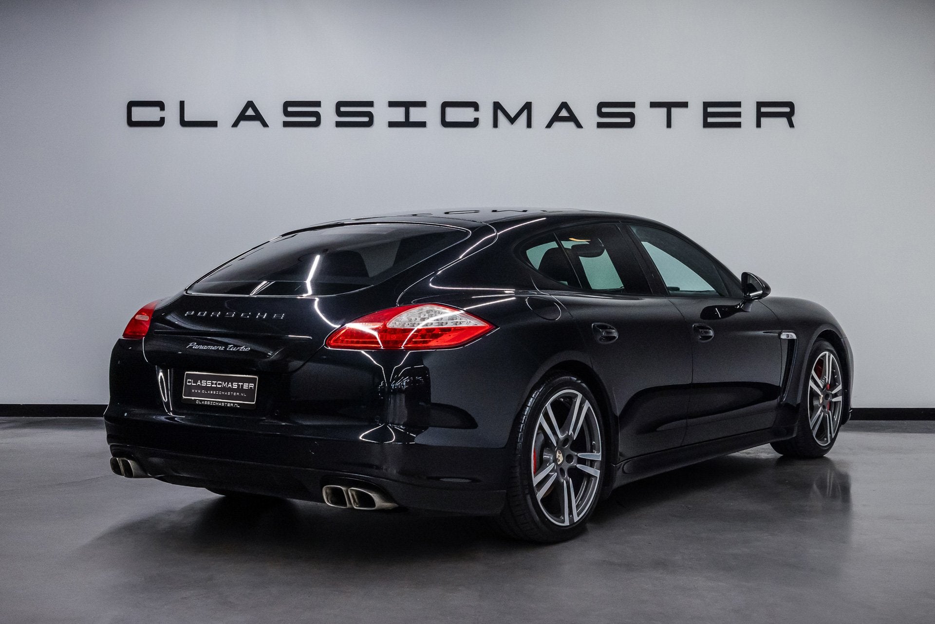 Porsche Panamera 4.8 Turbo Btw auto, Fiscale waarde € 12.0, Auto's, Automaat, Gebruikt, 4 stoelen, Zwart