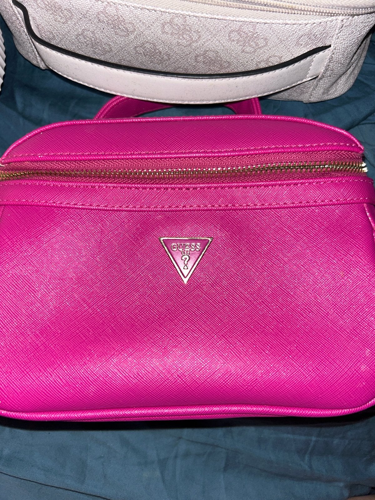 Guess make-up tasje roze en grijs  2 tassen, Ophalen, Gebruikt, Roze, Softcase