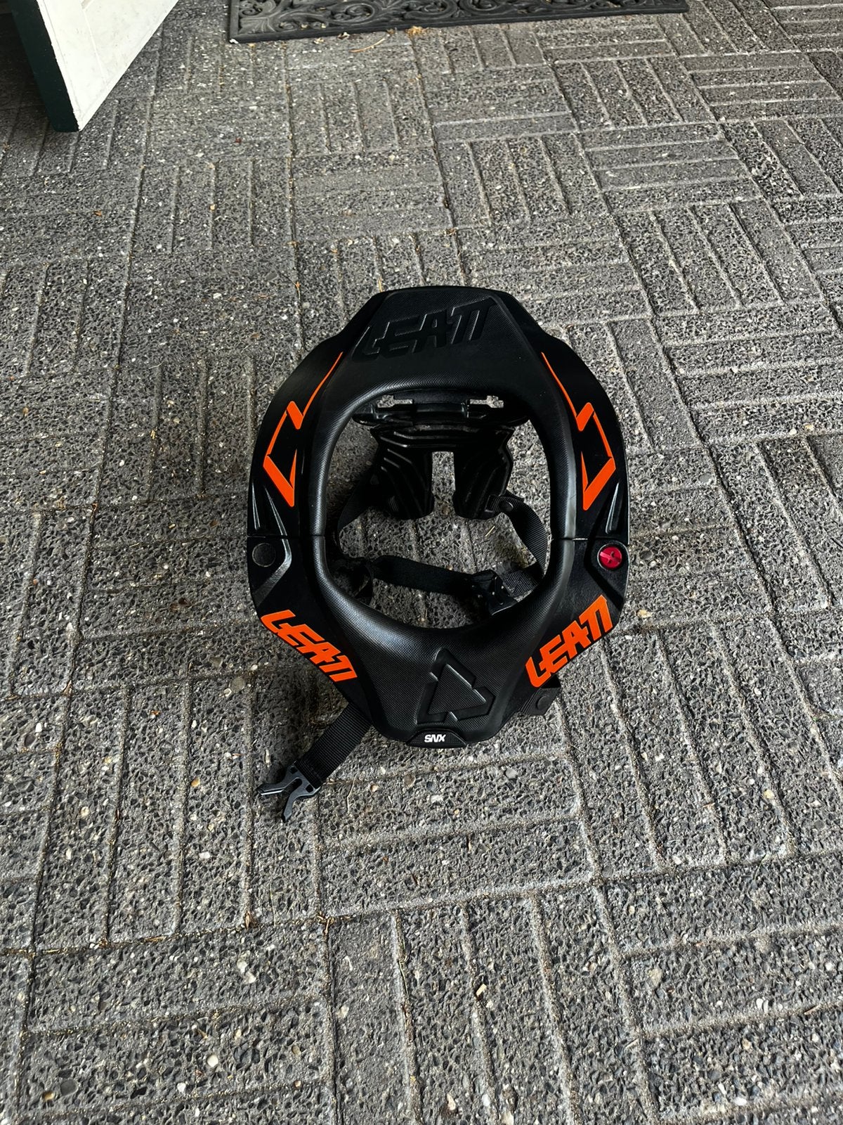 Leatt neckbrace maat S/M, Ophalen of Verzenden, Tweedehands, Handschoenen